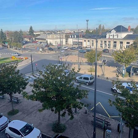 T2 Face Gare Sncf Appart Hotel Le Cygne 1 Bourges Eksteriør bilde